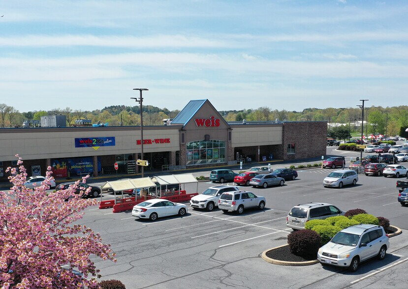 More Photos Of 127-133 Doe Run Rd, Manheim Unknown For Lease