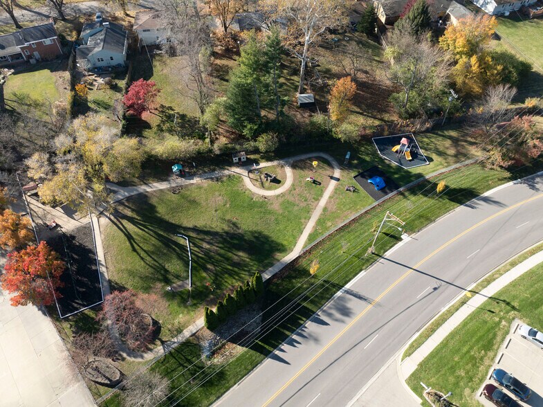 More Photos Of 805 Chatham Rd, Springfield Schools For Sale