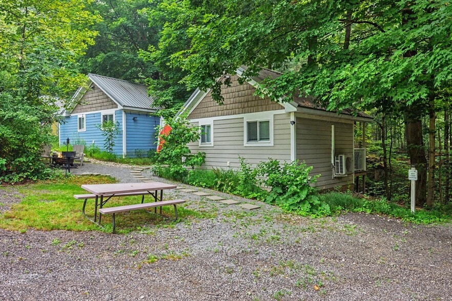 More Photos Of 57440 M 40, Marcellus Specialty For Sale