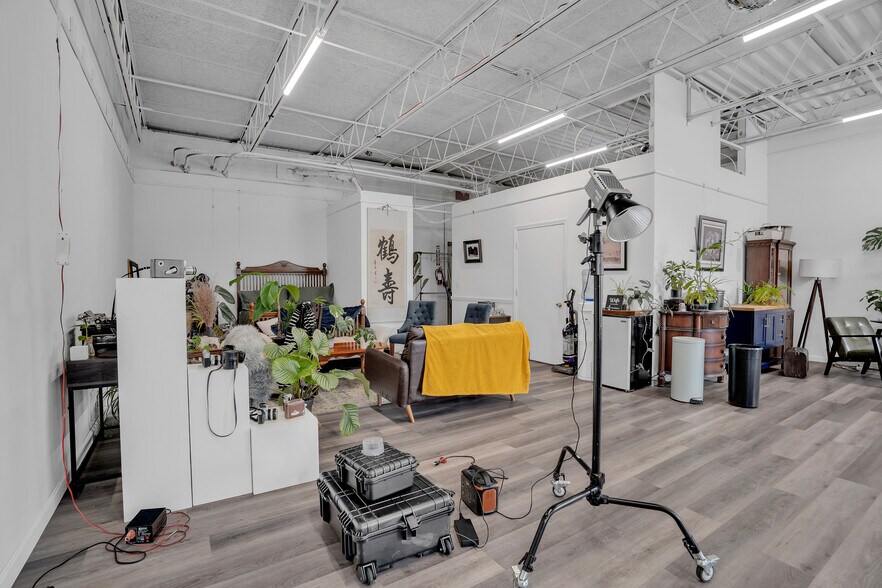 More Photos Of 5 Forbes St, Riverside Freestanding For Sale