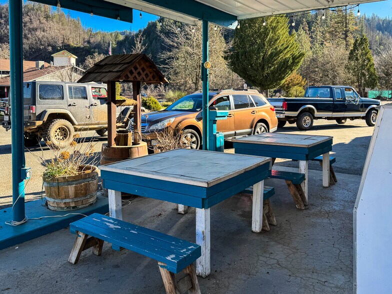 More Photos Of 70 Steiner Flat Rd, Douglas City Convenience Store For Sale
