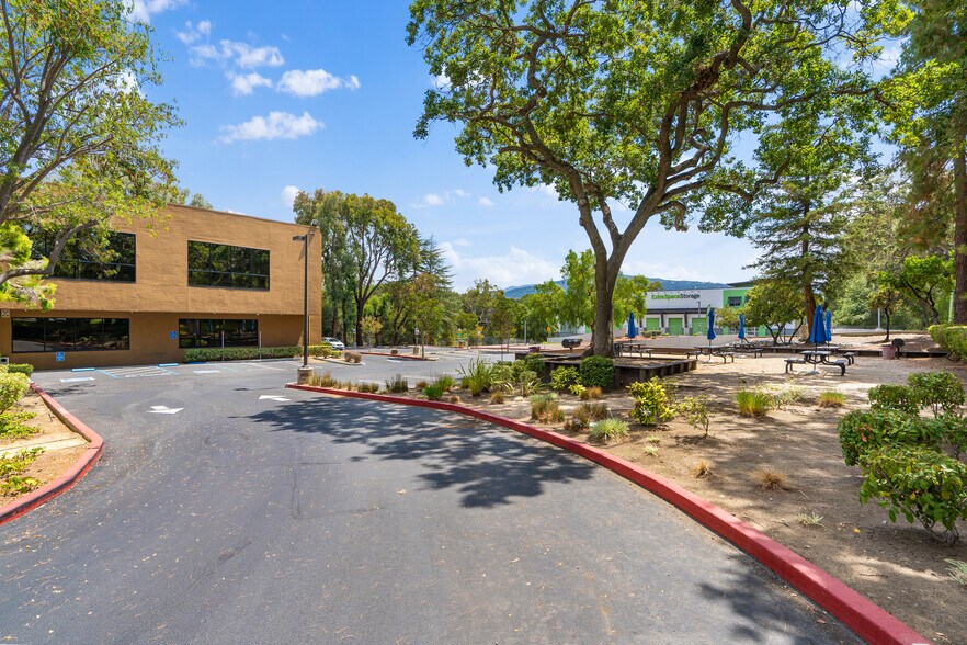 More Photos Of 980 University Ave, Los Gatos Flex For Sale