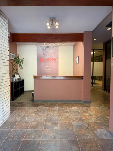 More Photos Of 6527 New Peachtree Rd, Atlanta Medical For Sale