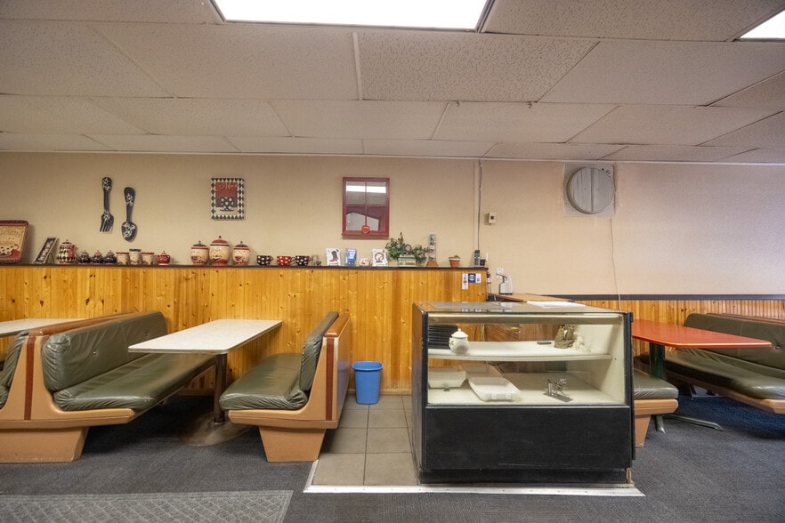 More Photos Of 322 Denver Ave, Fort Lupton Restaurant For Sale