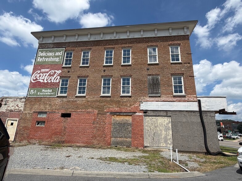 Primary Photo Of 120 Buffalo st, Johnson City Flex For Sale