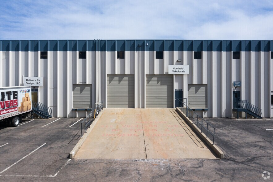More Photos Of 6260 N Washington St, Denver Warehouse For Lease
