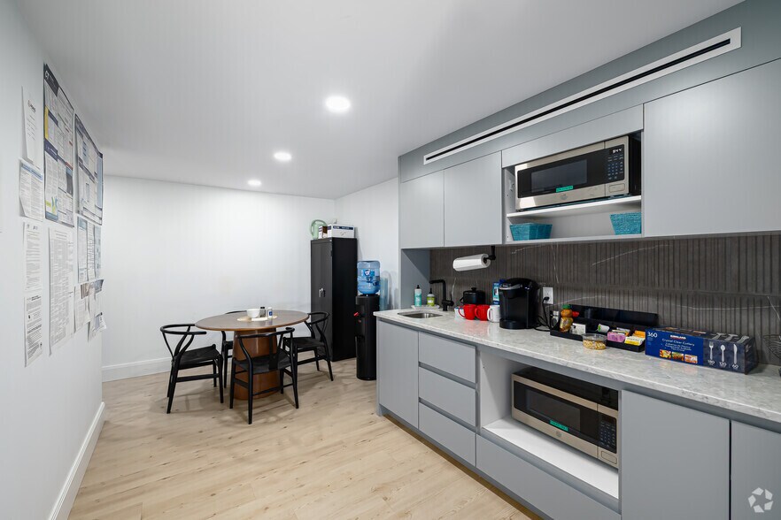 More Photos Of 114 W Main St, New Britain Unknown For Sale