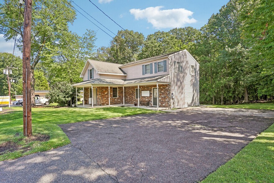 More Photos Of 841 Camden ave, Blackwood Warehouse For Sale