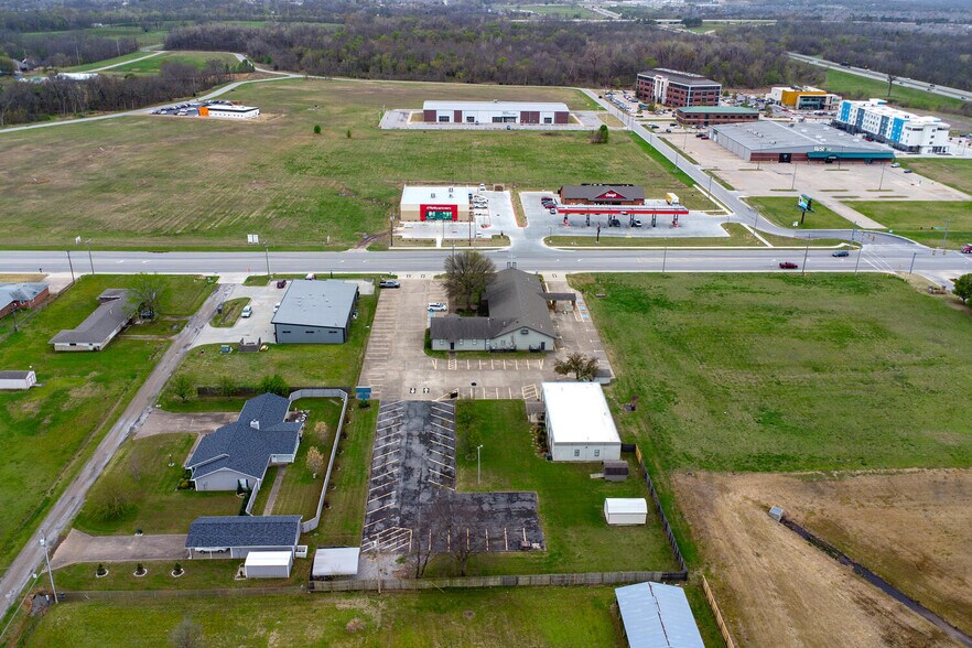 More Photos Of 2833 W Main St, Jenks Religious Facility For Sale