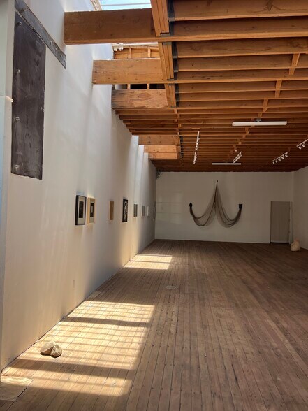 More Photos Of 1632-1634 W Temple St, Los Angeles Storefront For Lease