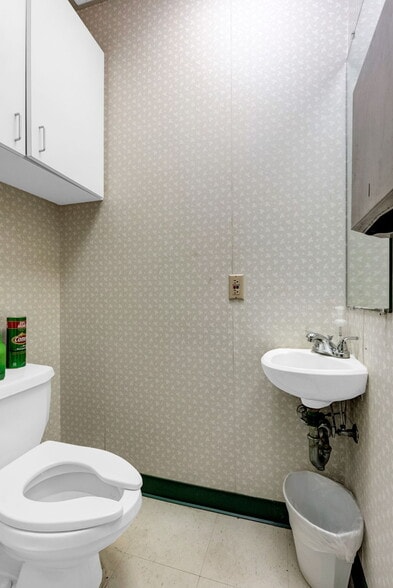More Photos Of 4171 Marietta St, Powder Springs Medical For Lease