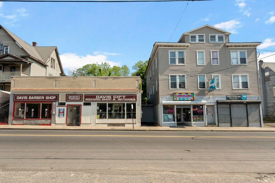 More Photos Of , Waterbury General Retail For Sale