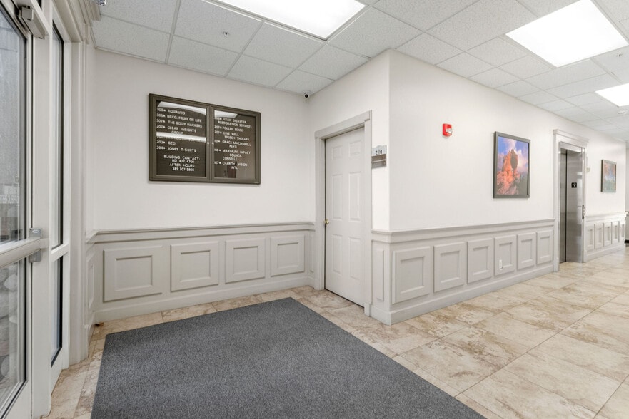 More Photos Of 3204-3210 N Canyon Rd, Provo Office For Sale