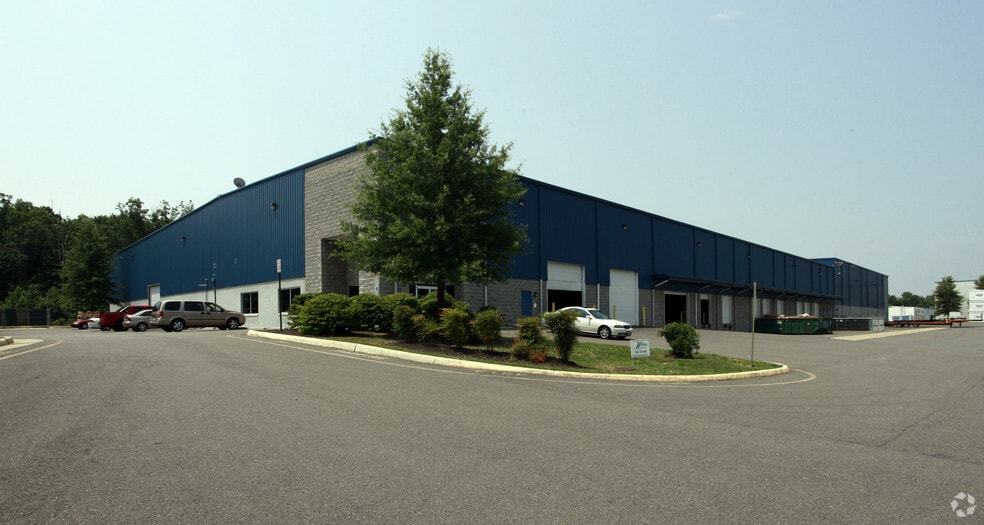 Primary Photo Of 1199 International Pky, Stafford Warehouse For Lease