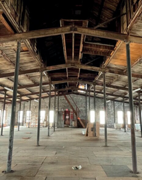 More Photos Of 550 W Ingham Ave, Ewing Warehouse For Sale