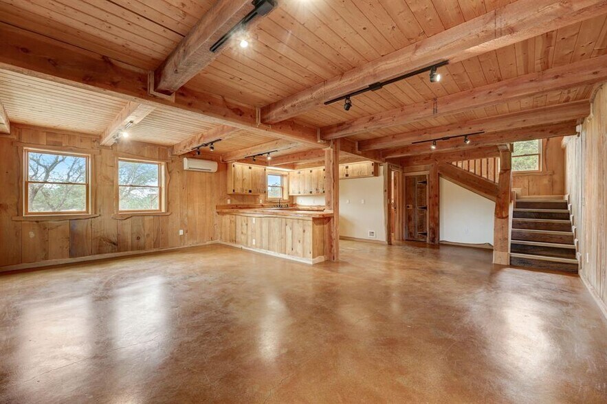 More Photos Of 700 Ledgerock Rd, Wimberley Specialty For Sale