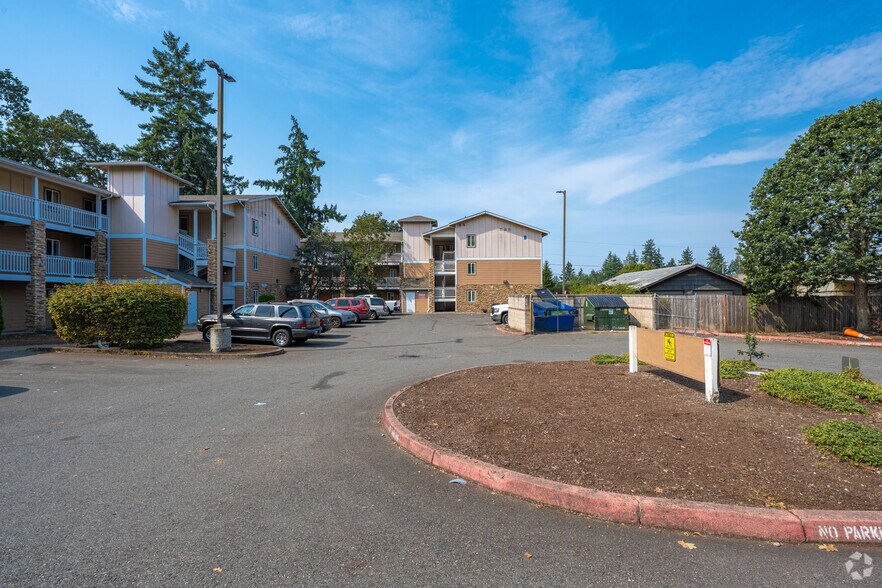 More Photos Of 1756 106th St S, Tacoma Apartments For Sale