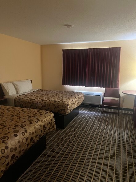 More Photos Of 1700 2nd Ave NW, Stewartville Hotel For Sale