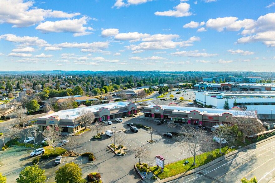 More Photos Of 6839 Five Star Blvd, Rocklin Storefront Retail Office For Lease