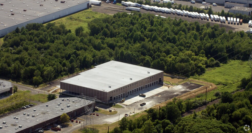 More Photos Of 1105 Cranbury South River Rd, South Brunswick Warehouse For Lease