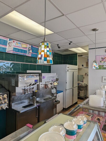 More Photos Of 30 Riverside Ave, Westport Storefront For Sale
