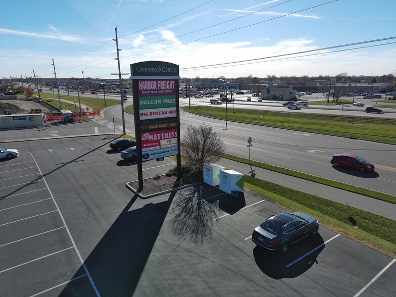 More Photos Of 707 S Madison Ave, Greenwood Storefront For Sale