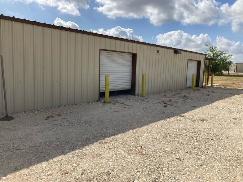 More Photos Of 4017 Interstate 10, Seguin Self Storage For Sale