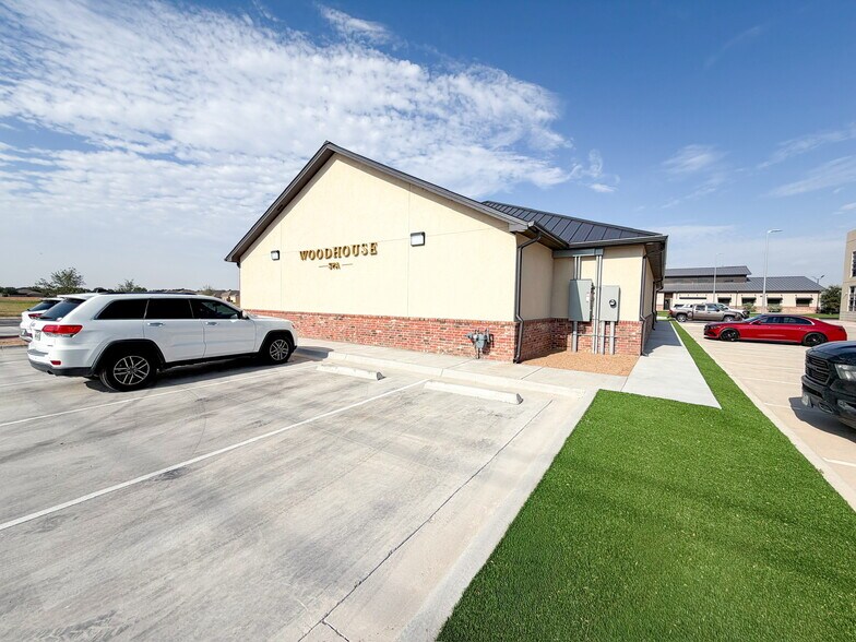 More Photos Of 5400 Frio Dr, Midland General Retail For Sale