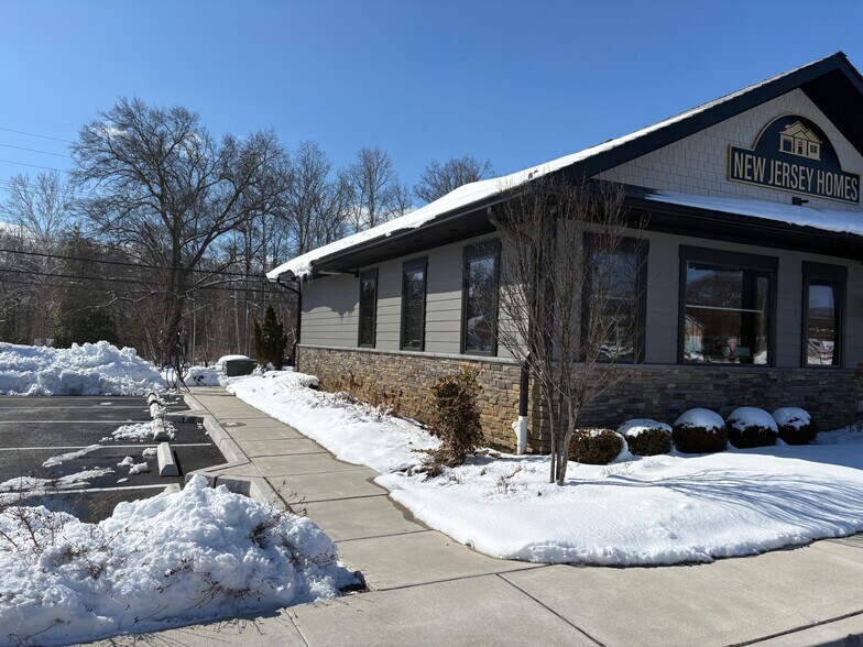 More Photos Of 1381 Fairview Blvd, Delran Office For Sale