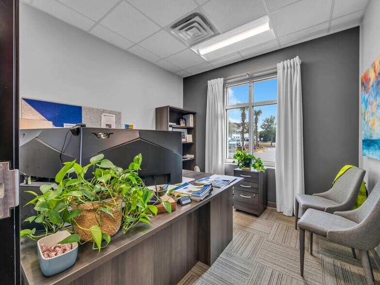 More Photos Of 4635 Gulfstarr Dr, Destin Medical For Sale