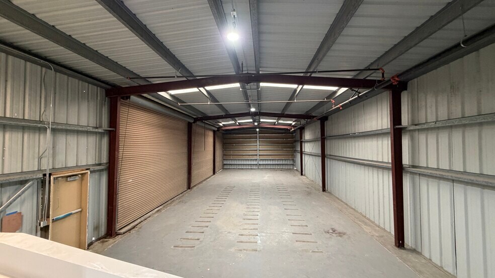 More Photos Of 401 Parr Blvd, Richmond Warehouse For Lease