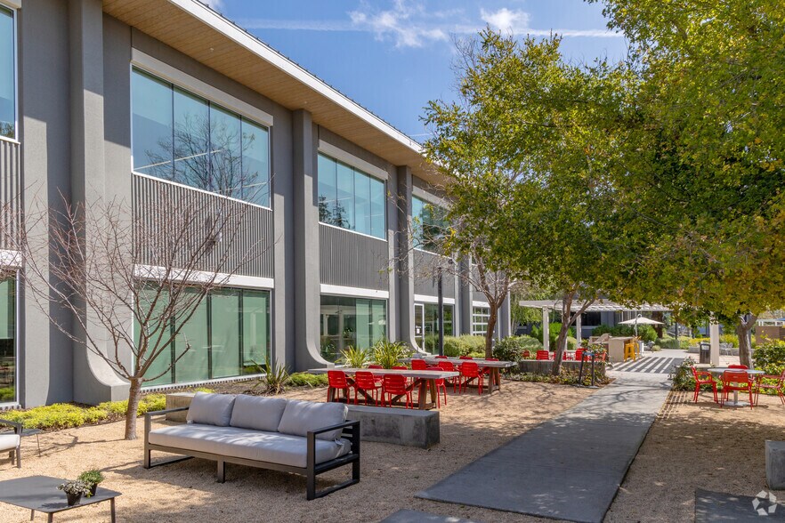 More Photos Of 3400 Central Expy, Santa Clara Research And Development For Lease