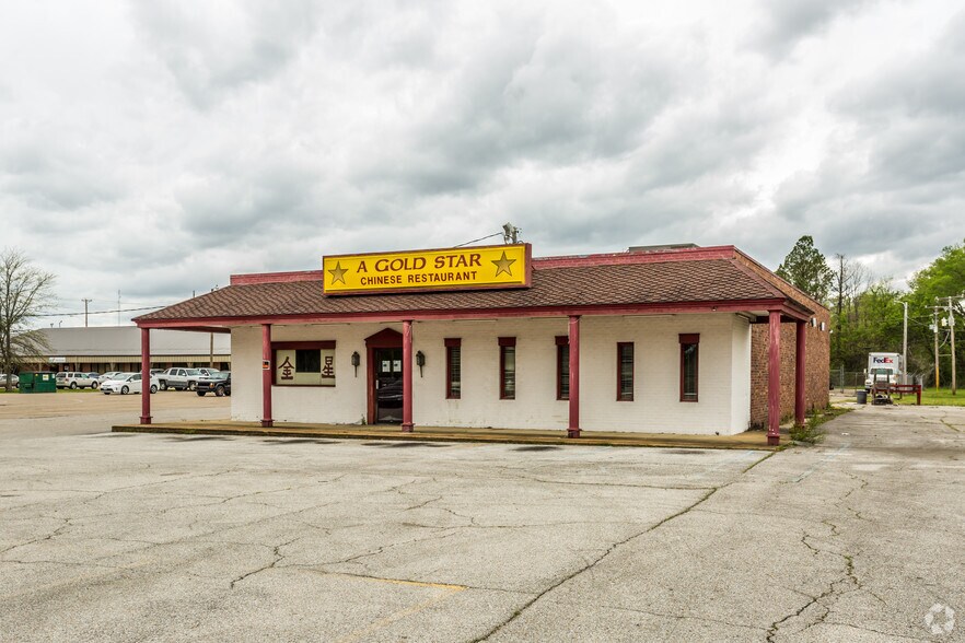 More Photos Of 1153 S Gloster St, Tupelo Restaurant For Sale
