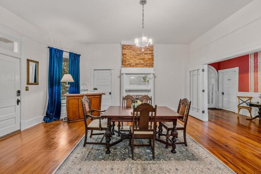 More Photos Of 252 Seavy St, Senoia Hospitality For Sale