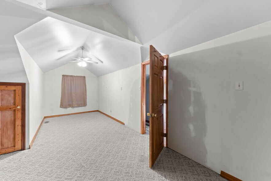 More Photos Of 29560 Reames Ln, Jonesburg Industrial For Sale