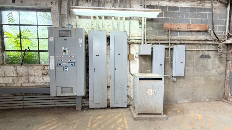 More Photos Of 1300 E 2nd St, Jamestown Industrial For Sale