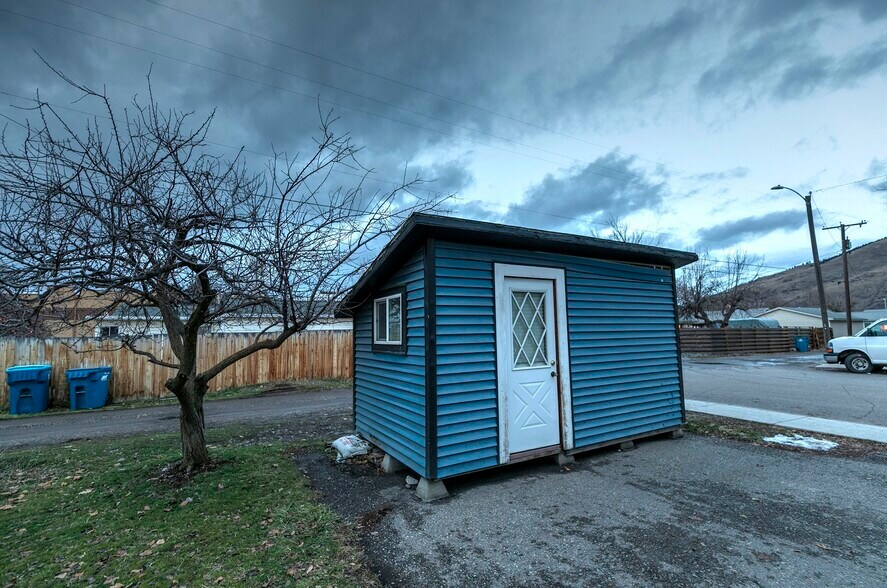 More Photos Of 600 South Ave W, Missoula General Retail For Sale