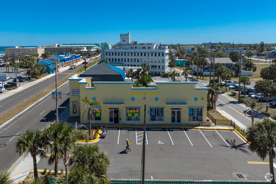 More Photos Of 128 S Atlantic Ave, Daytona Beach Freestanding For Sale