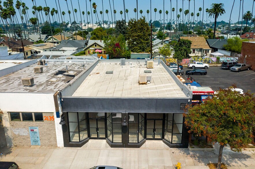 More Photos Of 2131 W Jefferson Blvd, Los Angeles Office For Lease