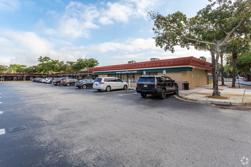 More Photos Of 13905-14047 NW 67th Ave, Miami Lakes Unknown For Lease