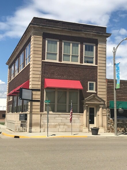 More Photos Of 11 S Main St S, Crosby Apartments For Sale
