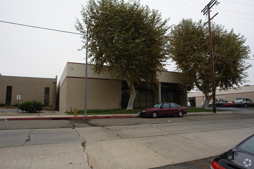 More Photos Of 9660 Topanga Canyon Pl, Chatsworth Warehouse For Lease