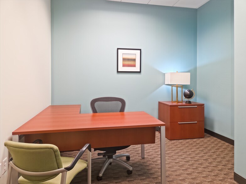 More Photos Of 1320 Main St, Columbia Coworking Space
