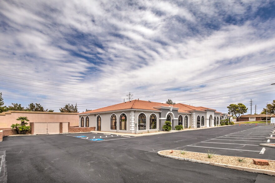 More Photos Of 4425 S Pecos Rd, Las Vegas Medical For Sale