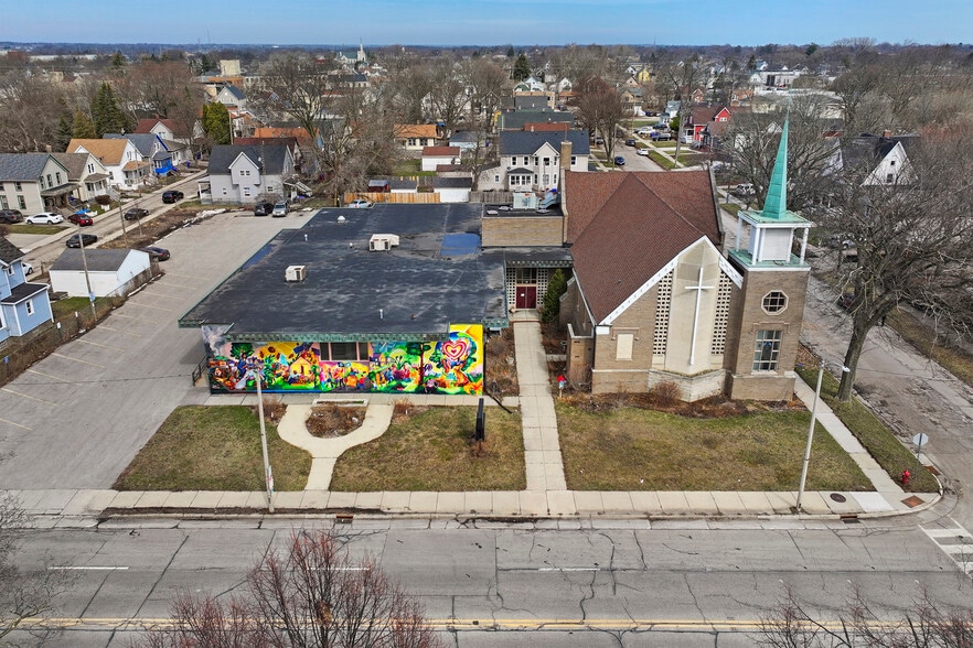 More Photos Of 2006 60th St, Kenosha Religious Facility For Sale