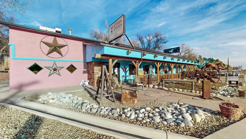 More Photos Of 160 E Main St, Lyons Restaurant For Sale