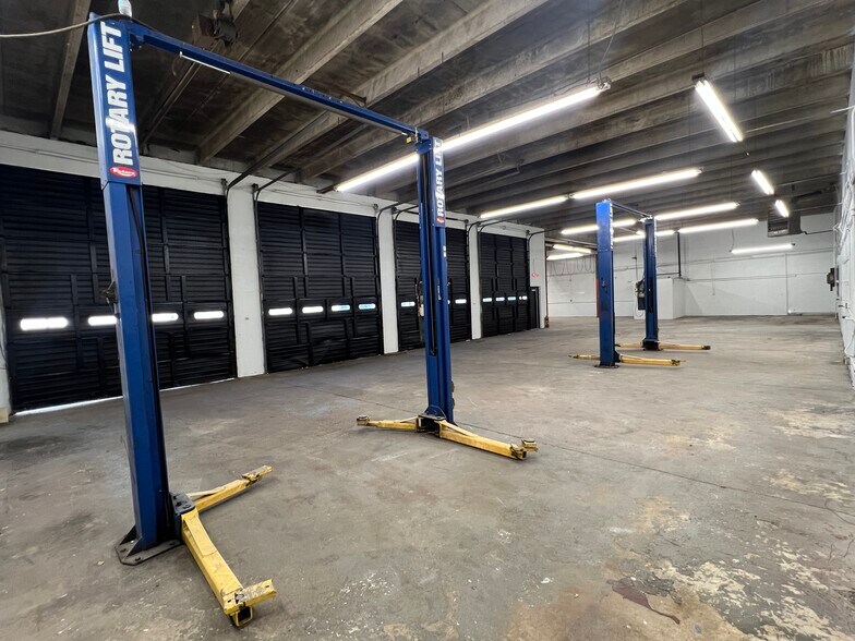 More Photos Of 2810 W Reno Ave, Oklahoma City Service For Lease