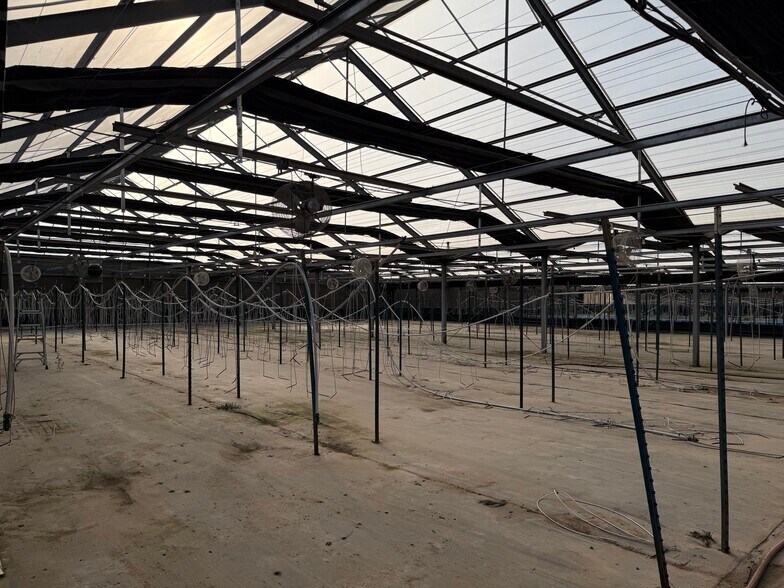 More Photos Of 20180 Spence Rd, Salinas General Retail For Sale