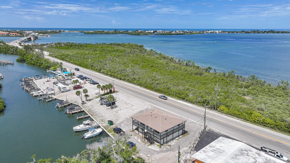 More Photos Of 1261 Beach Rd, Englewood Storefront Retail Residential For Sale