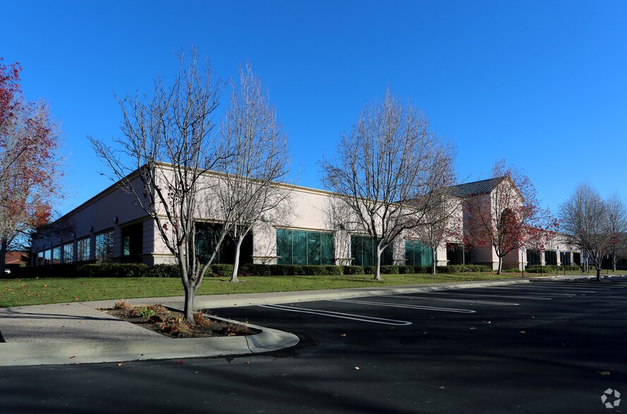 More Photos Of 34700 Campus Dr, Fremont Office For Lease